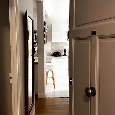 Διαμέρισμα One Bedroom In Center A Few Steps From The Croisette And The Martinez - 2032 Κάννες